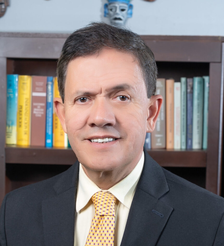 Dr. Diego Palacios Franco fundador bufete de abogados en Buga